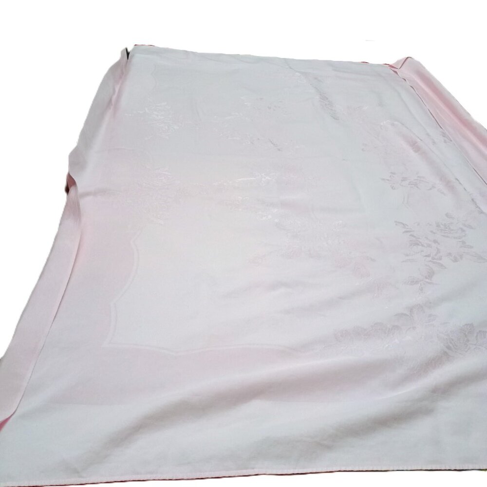 EUC: Vintage Damask Linen Blush Pink Tablecloth & 6 Napkins Dinining Set - Picture 4 of 4